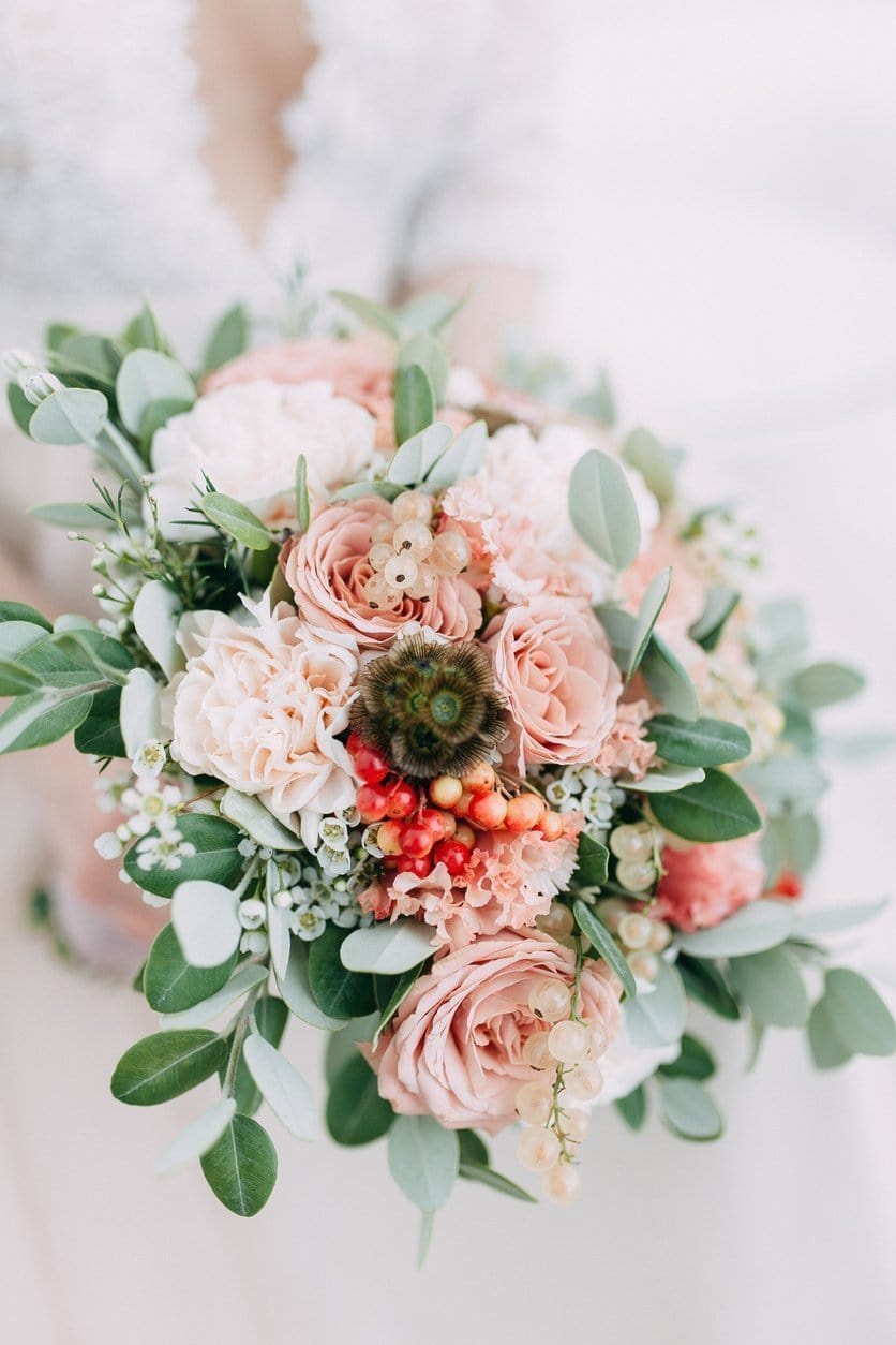 Top Picks For Silk Flower Wedding Arrangements | Bloomr