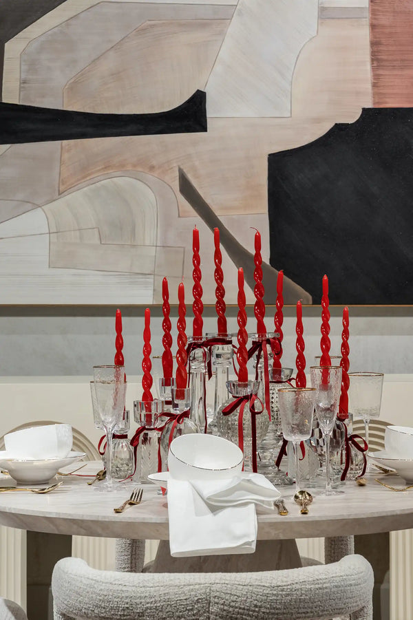 Обеденные столы