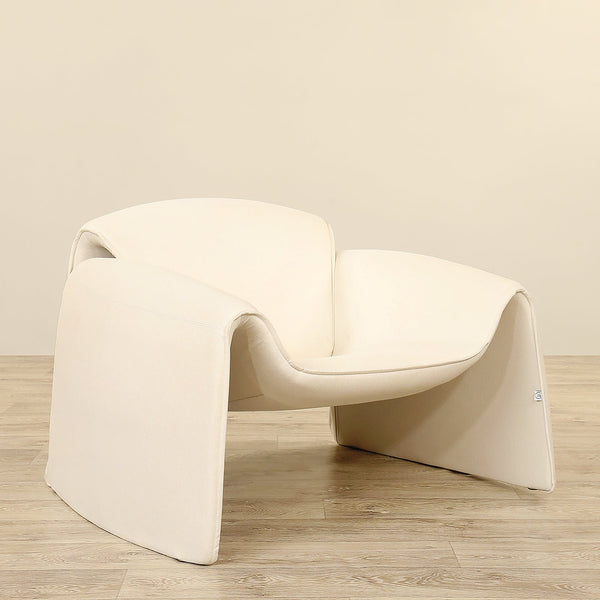 Colton <br> Armchair Lounge Chair
