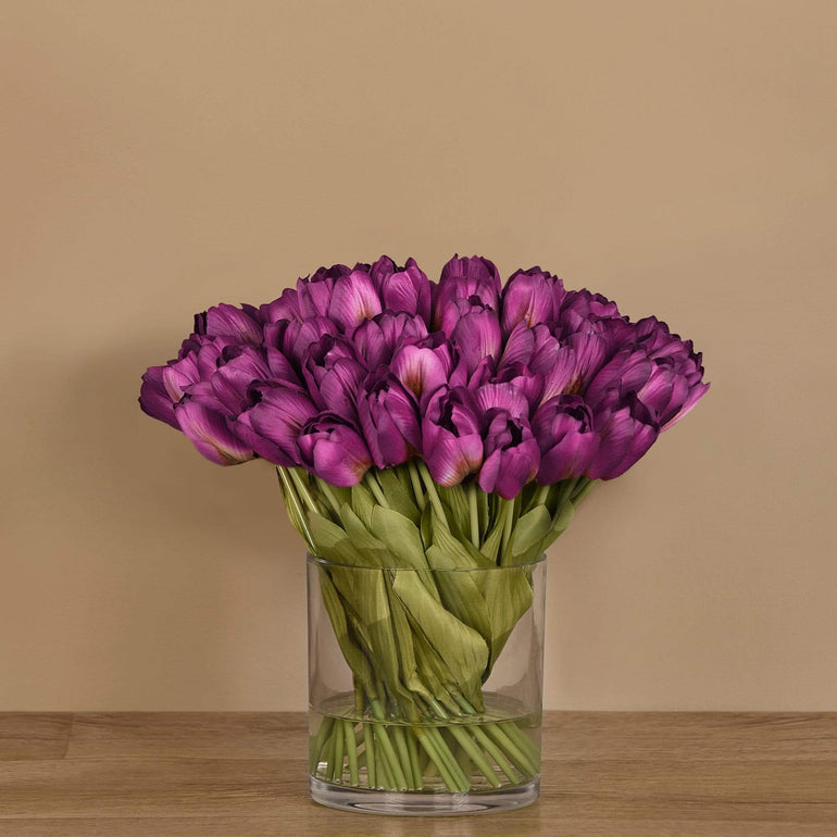 2 sizes Tulip Arrangement in Glass Vase